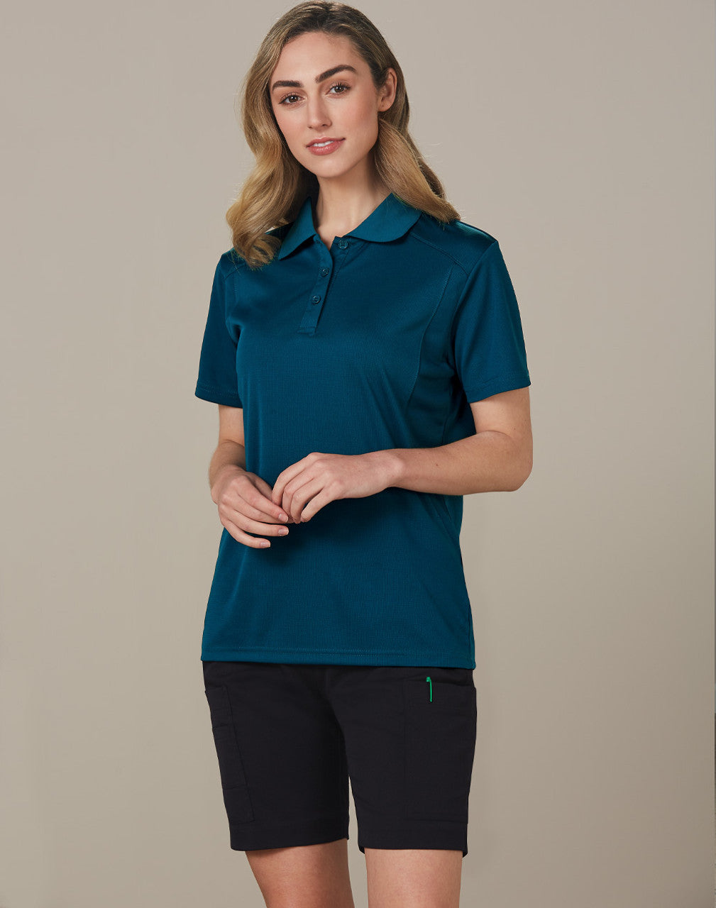 M9442 LADIES UTILITY CARGO SHORTS - M9442